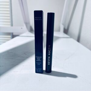 💄 KEVYN AUCOIN — Unforgettable Lipstick in Thelmadora (Cream) — 2 g / 0.07 oz